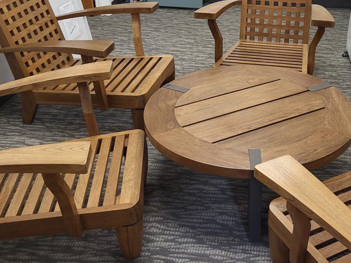 refinishing outdoor teak furniture