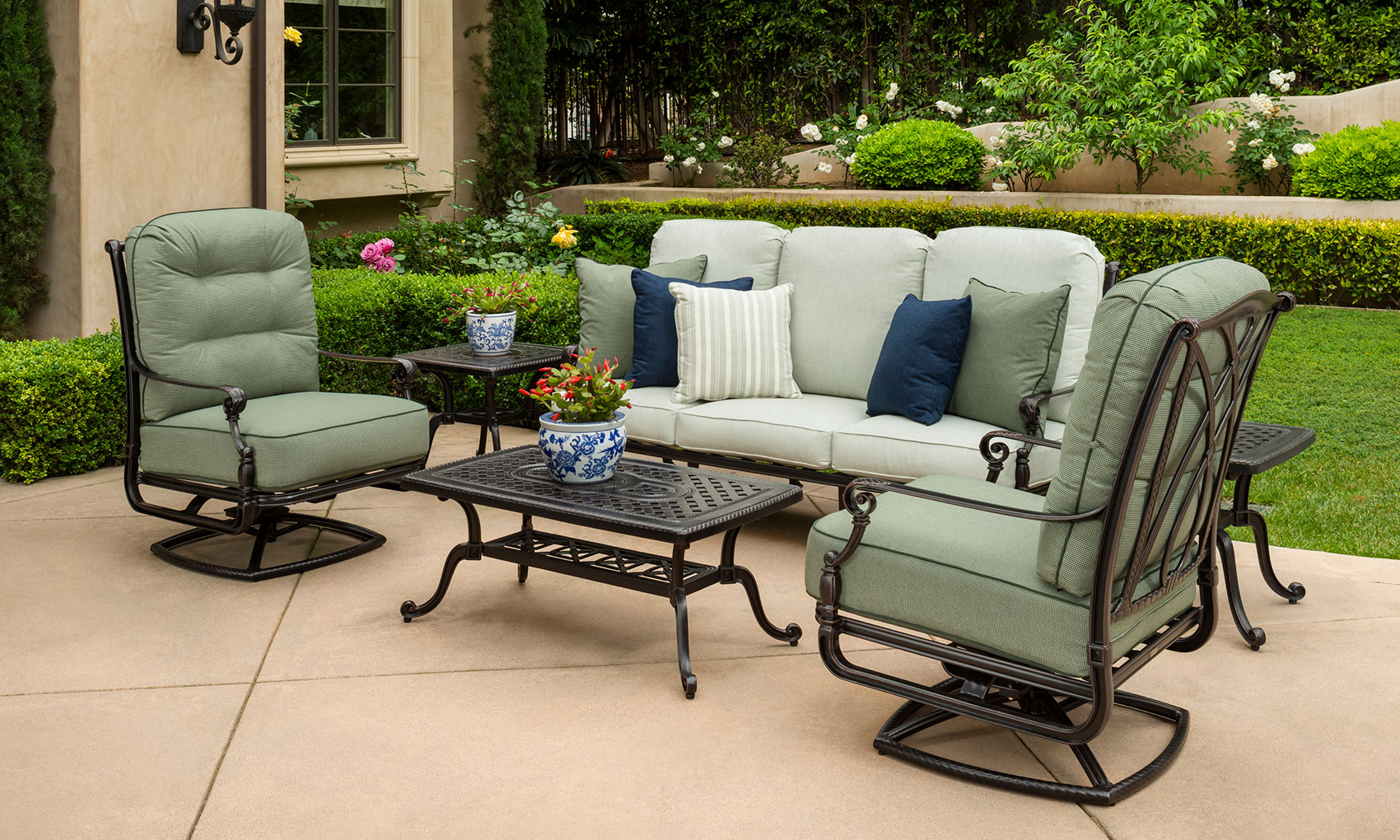 Gensun Outdoor Furniture is a well-known brand in the outdoor furniture industry