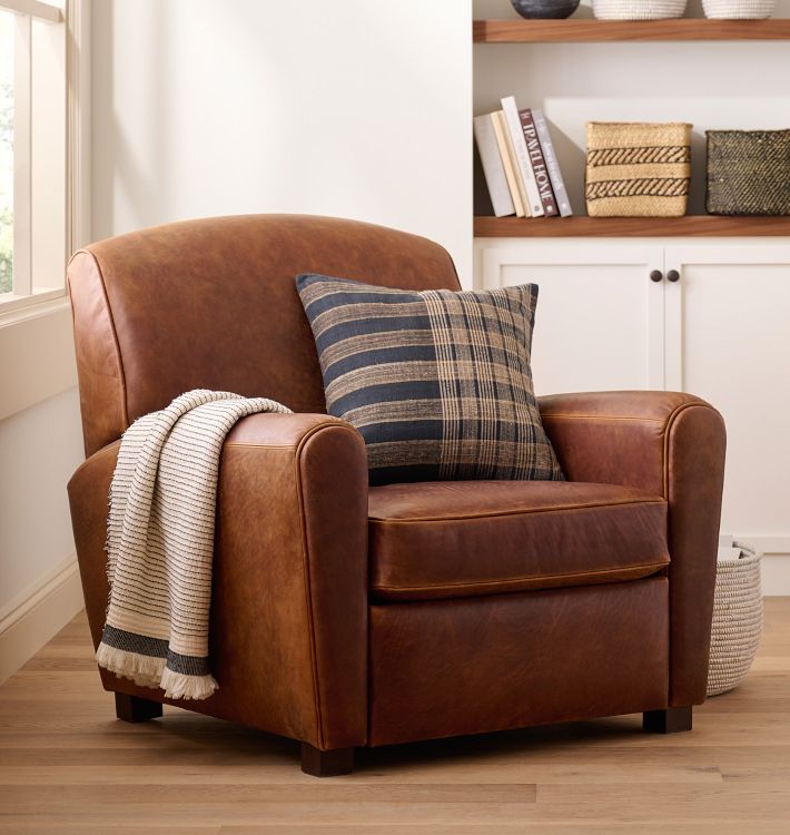 Classic Elegance: Brown Leather Recliner Chairs for Timeless Style插图3