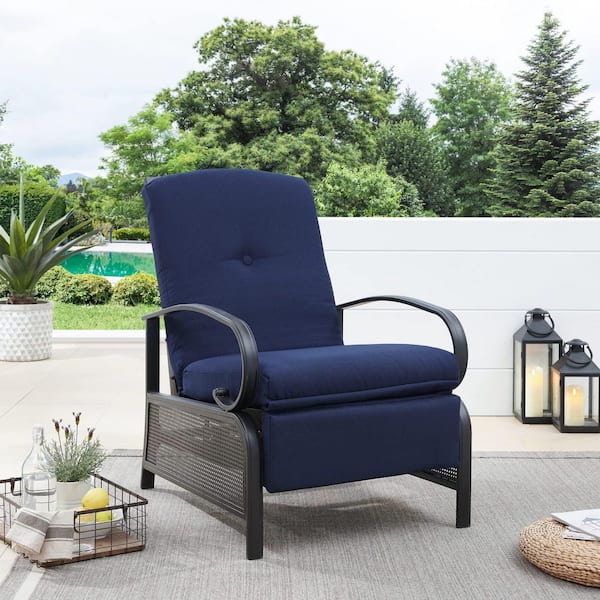 Outdoor Comfort: Choosing the Perfect Patio Recliner Chair缩略图