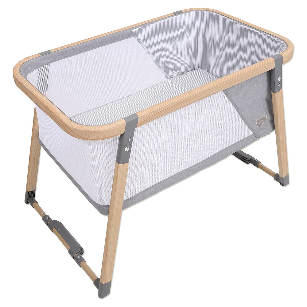 how long can a baby sleep in a bassinet