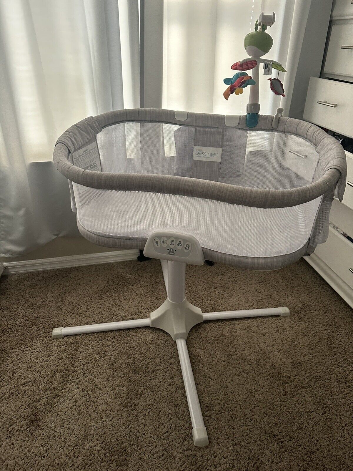 Sleeping Soundly: The Halo Bassinet Swivel Sleeper Review