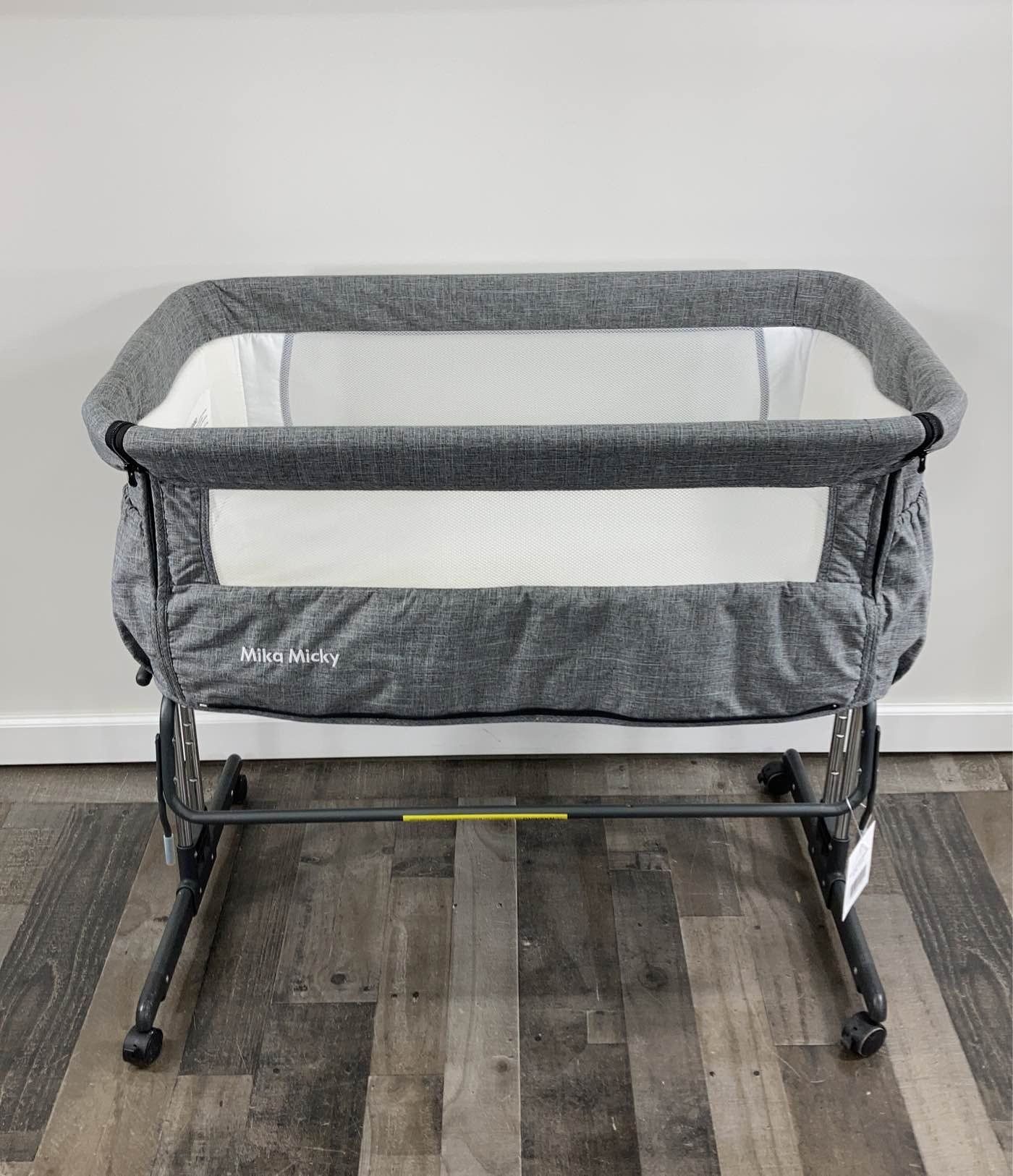 mika micky bassinet assembly