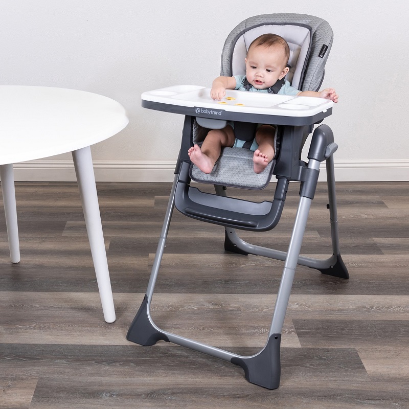 baby sit in a high chair