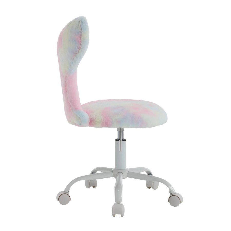 Furniture: Choosing the Perfect Desk Chair for Your Child