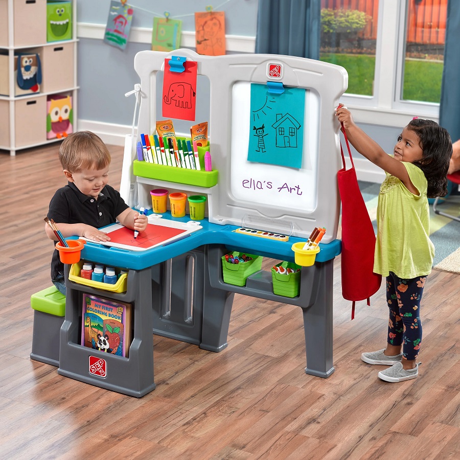 kids drawing desk
